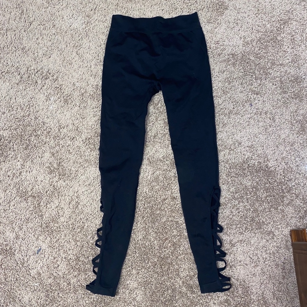 GUESS leggings with side cut outs